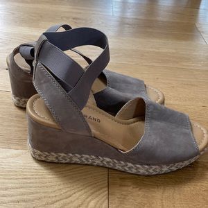 Great condition Lucky Brand Espadrille wedges size 9